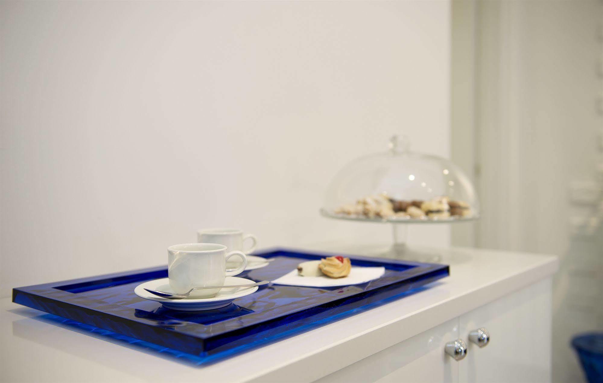 Monza City Rooms & Studios ภายนอก รูปภาพ